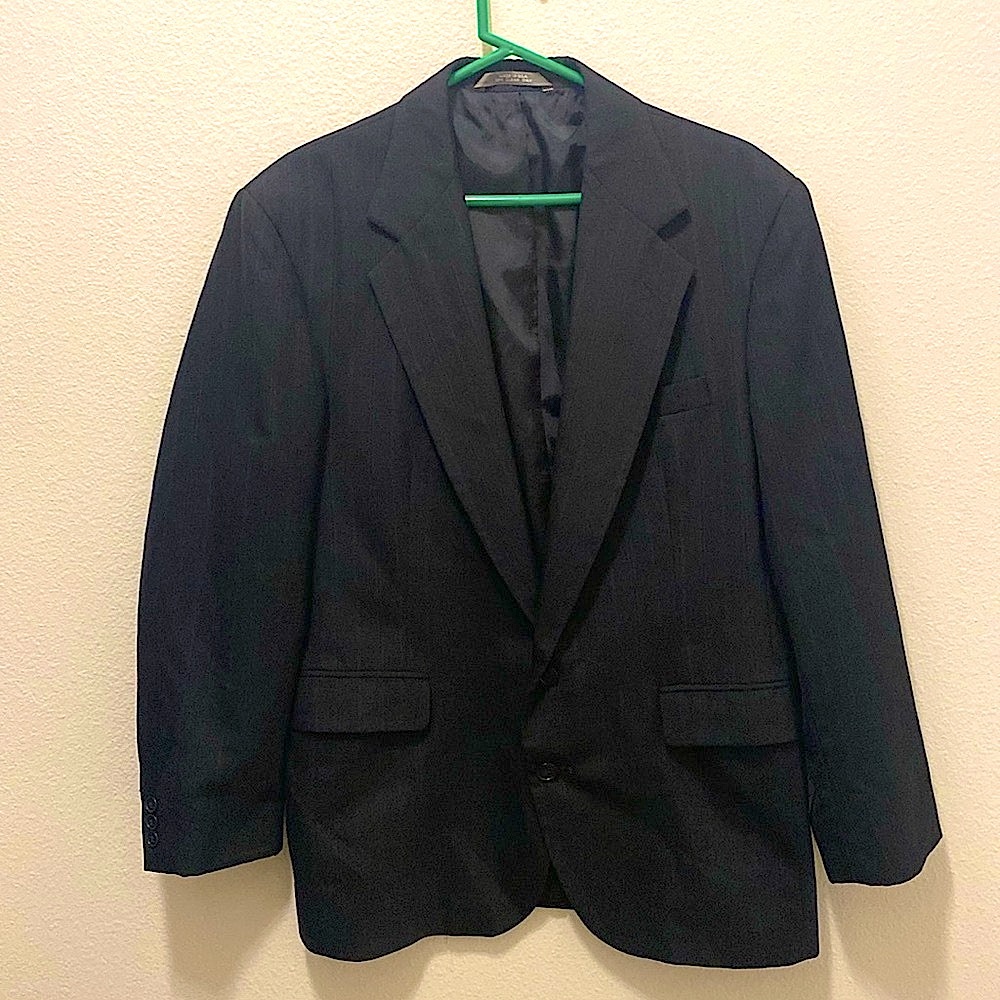 Haggar gentlemen’s fit imperial wool suit.